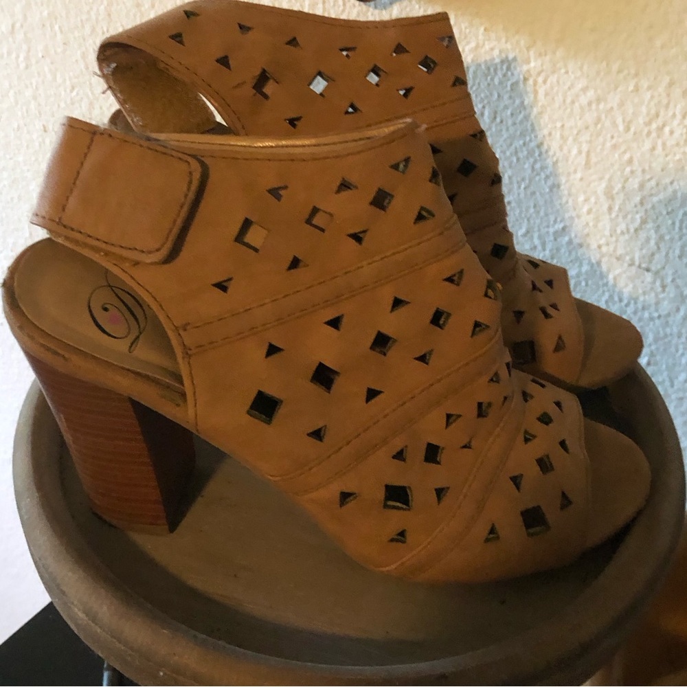 Shoes